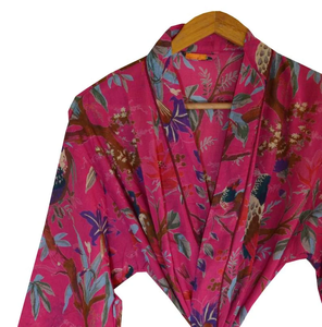 Bata Kimono de Algodón Suave y Transpirable con Estampado de Dibujos Animados Naaz Textile para Mujer, Camisón de Verano Hecho a Mano ODM con Cuello en V y Cintura Elástica - Product Image 2