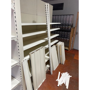 Étagères et rayonnages d'affichage pour magasins de détail d'occasion en gros - Product Image 4