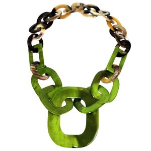 Collier en corne de buffle style défilé, fait main, maillons en corne naturelle, bijou de mode, pièce maîtresse de luxe, qualité supérieure - Product Image 5