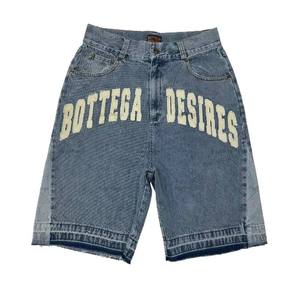 Pantalones Cortos de Mezclilla Holgados al Por Mayor a Precio de Fábrica, Diseño Personalizado con Orificios Deshilachados, Pantalones Cortos de Mezclilla hasta la Rodilla para Hombre - Product Image 2