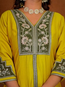 <b>Women</b> Yellow Rayon Embroidered <b>Kurta</b> Set With Palazzo And Green Dupatta - Product Image 5