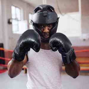 Gants de boxe de combat en cuir véritable et polyester de haute qualité, design 2026, avec logo personnalisé, respirants et fermeture auto-agrippante - Product Image 6