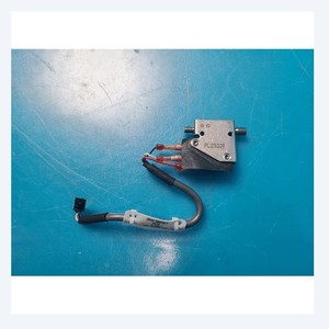 PHOENIX CONTACT TMC 1 M1 100 1A ใช้แล้วตามสภาพปัจจุบัน อะไหล่อุปกรณ์เซมิคอนดักเตอร์รุ่นเก่า - Product Image 3