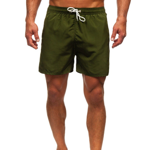 Short de bain décontracté pour homme, vert uni, taille mi-haute, avec cordon de serrage, séchage rapide - Product Image 1