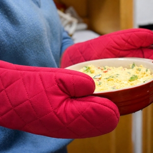 Gant de cuisine en coton 100% premium doublé en tissu éponge - Résistant à la chaleur - Product Image 4
