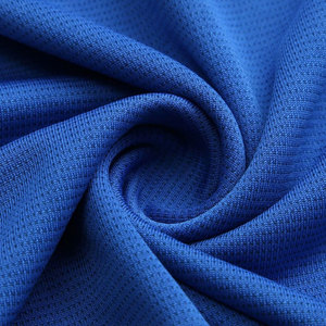Combinaison moderne de maillot de basket sans manches et short, conçue pour le confort et la performance - Product Image 4