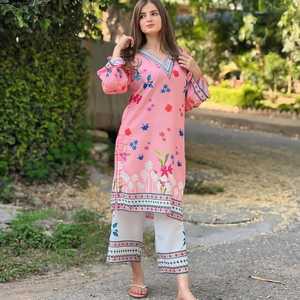 Ensemble coordonné DHK pour femme, style chic, avec un magnifique imprimé numérique rose, taille M - Product Image 6