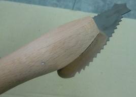 Outil de peinture à glissière de fenêtre personnalisable avec manche en bois Outil à main supporté OEM/ODM - Product Image 4