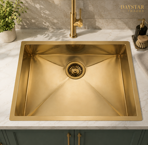 Fregadero de Cocina Moderno Daystar Trade, Rectangular, de un Solo Tazón, para Instalar Bajo Encimera, de Cuatro Orificios, Hecho a Mano, de Latón Cepillado, Personalizable, Estilo Antiguo - Product Image 1