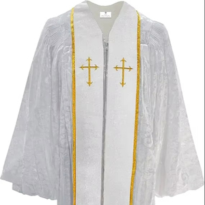 ชุดนักบวชแบบหรูหราสำหรับพระสงฆ์ ชุดคลุมสำหรับพิธีกรรมทางศาสนา ปักลายกางเขนบนผ้ากำมะหยี่ - Product Image 1