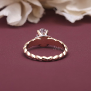Bague de fiançailles en argent sterling 925 massif avec diamant ovale de laboratoire certifié IGI, tige torsadée et halo caché, style solitaire - Product Image 4