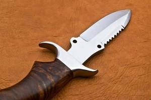 Beau couteau de camping de chasse en acier D2 fait main personnalisé avec couteau à éplucher à manche en bois - Product Image 5
