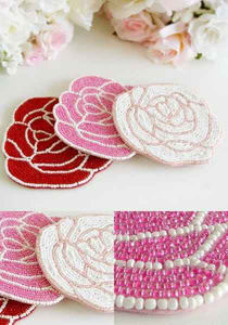 Salvamanteles de mesa artesanal con cuentas Coaster Seed Beads, hecho a mano, ecológico, de algodón bordado, con base de tela blanca, temática de amor, para el hogar - Product Image 2