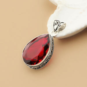 Pendentif en forme de goutte d'eau en quartz rubis – Bijou fantaisie en argent – Cadeau pour elle - Product Image 5