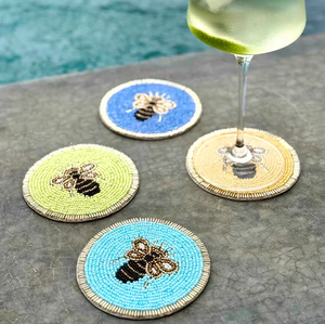 Sous-verres brodés personnalisés, lot de quatre sous-verres brodés pour table à manger - Product Image 1