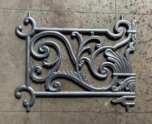 Panel de escalera de hierro con diseño floral, duradero, decorativo, con enrejado arquitectónico, enrejado de hierro forjado, escalera ornamental de metal. - Product Image 5