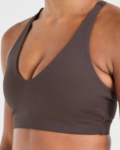 Ensembles 2 pièces pour femmes, personnalisables avec logo OEM, leggings noirs taille haute avec ceinture arrière en V - Product Image 3