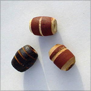 Collier pendentif en perles de bois faites à la main de qualité supérieure, forme de cœur, couleur personnalisée, approvisionnement en gros, artisanat domestique, AYAANS CREATIONS - Product Image 6