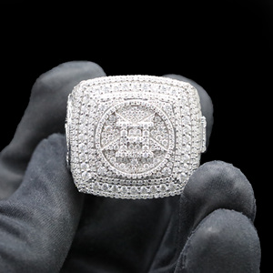 Anillo Unisex de Oro Amarillo con Diamante Cultivado en Laboratorio, Corte Brillante Redondo, Certificado IGI, Estilo Hiphop, Chapado en Oro, para Aniversario - Product Image 6