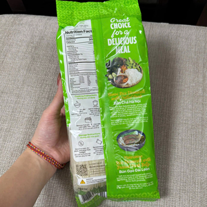 ข้าว 85% น้ำสะอาด 15% เส้นวุ้นเส้นสด อาหารแห้ง บรรจุถุง เส้นก๋วยเตี๋ยวแห้ง คุณภาพสูง 400 กรัม เวียดนาม ส่งออก OEM/ODM - Product Image 1