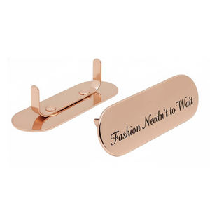 Etiquetas metálicas personalizadas para bolsos con logotipo de marca, accesorios promocionales económicos. - Product Image 5