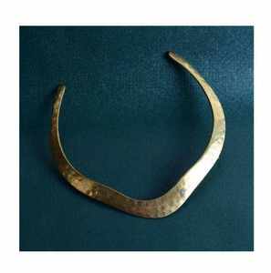 Magnifique collier en cuivre et laiton plaqué or 1K, design moderne sculpté, fait main, respectueux de l'environnement, haute qualité, finition lisse - Product Image 2