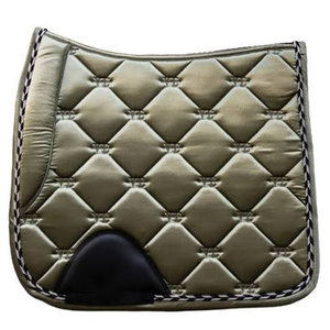 Tapis de selle personnalisé pour chevaux avec un design unique pour l'équitation - Product Image 4