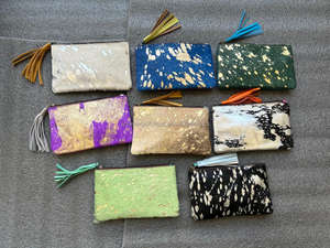 กระเป๋าหนังมีพู่ห้อยทำจากหนังขนโลหะสีรุ้งแบบมีเอกลักษณ์กระเป๋าใส่บัตรเอทีเอ็ม - Product Image 4