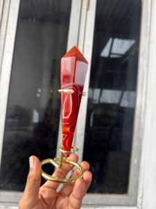 RAIS AGATE Baguette de cristal de cornaline rouge polie, pierre de décoration d'intérieur, outil d'énergie curative du Gujarat - Product Image 4
