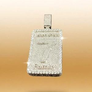 จี้เพชรโมอิสซาไนต์แบบ Iced-Out สั่งทำพิเศษสำหรับแร็ปเปอร์ สไตล์หรูหรา ฮิปฮอป เงินสเตอร์ลิง ชุบทอง 18K แบบ Claw Setting - Product Image 4