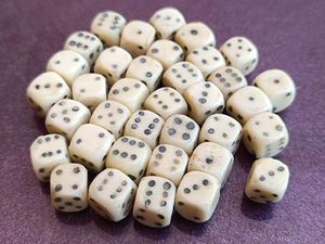 Dés de jeu en os et en corne, dés à six faces en os de buffle et de chameau, artisanat naturel - Product Image 4