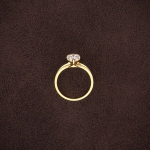 Nueva Colección Anillo de Compromiso con Diamante Corte Pera Creado en Laboratorio en Oro Amarillo de 14K, Anillo de Diamantes Fino para Mujer - Product Image 3