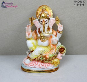 Statue du Dieu Ganesha en résine et poussière de marbre artisanale Nirmala |   Idole de dieu hindou traditionnelle artisanale |   Décoration de temple indien pour la maison - Product Image 4
