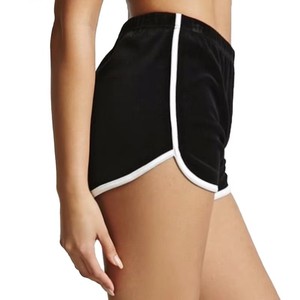 Shorts en jersey taille haute pour femme avec bordure blanche, taille élastique, coupe sportive régulière, tissu tricoté respirant, fournisseur OEM - Product Image 4