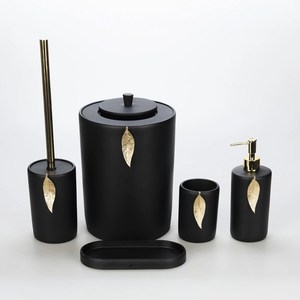ชุดอุปกรณ์ห้องน้ำเรซิ่นสีดำและสีทองเพ้นท์มือรักษ์โลก สไตล์โมเดิร์น - Product Image 6