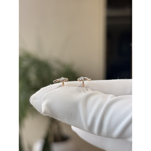 Pendientes de Diamante Cultivado en Laboratorio de 0.30 Ct, Corte Pera Curvo, Certificado IGI, Oro de 14K, Minimalistas, Finos, para Mujer, Boda, Hechos a Medida - Product Image 2