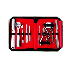 Kit de manucure et pédicure en acier inoxydable avec coupe-ongles, ciseaux, étui portable, outils de toilettage pour adultes, style classique - Product Image 1