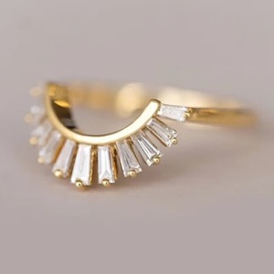 Anillo de Boda de Diseño Único y Minimalista de Oro Amarillo de 14k con 11 Piedras Engastadas en Punta, Banda Curva a Juego y Diamante de Laboratorio de 1.45CT, Regalo para Ella - Product Image 2