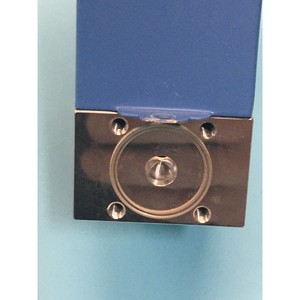 Unit Instruments UFC-<b>1660</b> Mass Flow Controller - Trusted Global Legacy Semiconductor Equipment and Parts at - Product Image 6