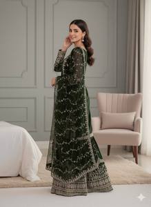 Ensemble Anarkali Salwar Kameez vert brodé pour femme avec longue dupatta, tenue de mariage traditionnelle indienne et pakistanaise, longueur au sol - Product Image 3