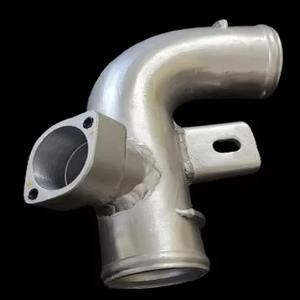 Sortie de tuyau en acier inoxydable extrudé avec usinage CNC - Product Image 1