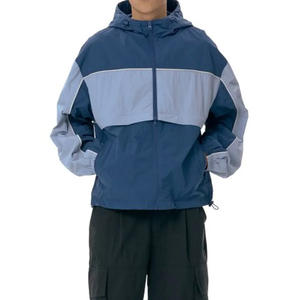 Chaqueta Cortavientos Personalizada de Moda para Hombre, Chaqueta Cortavientos con Estampado Personalizado, Atuendo Deportivo Elegante - Product Image 3