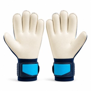 Gants de gardien de but en cuir de haute qualité, personnalisés avec logo imprimé, pour sports de plein air, avec design et emballage uniques. - Product Image 5