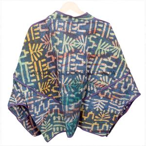 เสื้อแจ็คเก็ตปักลายดอกไม้หลากสีสไตล์ฤดูหนาว ทำมือ ตกแต่งด้วยผ้าปะติดปะต่อ ผ้าฝ้ายคันธา เย็บแบบควิลท์ - Product Image 5