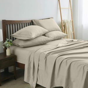 Drap de lit uni en fibre de bambou 300TC, doux, durable et rafraîchissant, pour la maison, la chambre, l'hôtel, les centres de villégiature et les locations, en vente - Product Image 3