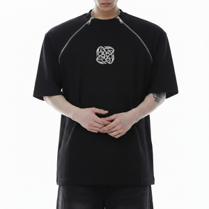 เสื้อยืดโอเวอร์ไซส์ผู้ชาย ผ้าฝ้าย ดีไซน์ซิปคู่ ป้ายโครเมียมแบบกำหนดเอง สไตล์สตรีทแวร์ฤดูร้อน ทรงหลวม ผ้าฝ้าย 100% - Product Image 1