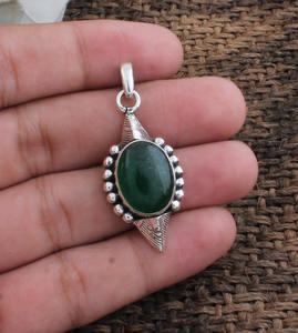 Pendentif vintage en jade vert naturel incrusté, bijou de qualité, charme Bouddha vert impérial antique, bijoux fins certifiés, cadeau - Product Image 4