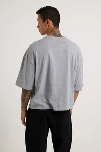 Camiseta Corta Oversize de Algodón 100% Personalizada para Hombre, de Alta Calidad y Bajo Precio al por Mayor, con Secado Rápido y Transpirable en la Parte Delantera - Product Image 5
