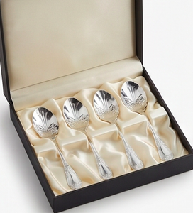 Classic Stainless Steel Serving Spoons <b>Mirror</b> Polish Fan-Shaped Design Long Handle Durable Wedding Flatware Set - Product Image 6