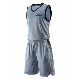 Uniforme de Baloncesto de Diseño Premium, Transpirable y de Alta Calidad, Hecho con Materiales Avanzados que Garantizan Comodidad y Larga Duración - Product Image 1
